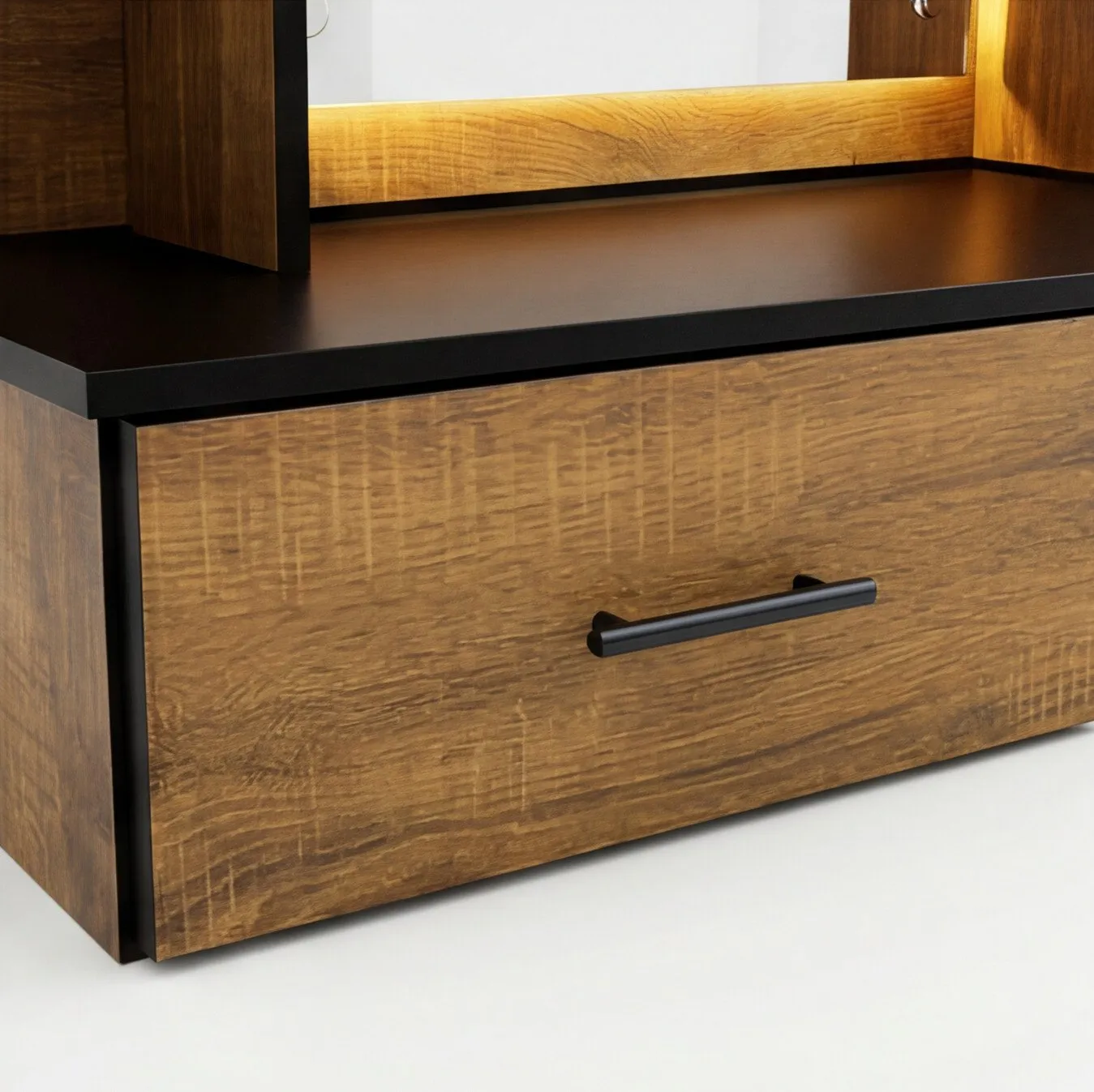 Cajón en madera con herraje negro del Tocador Milán LED